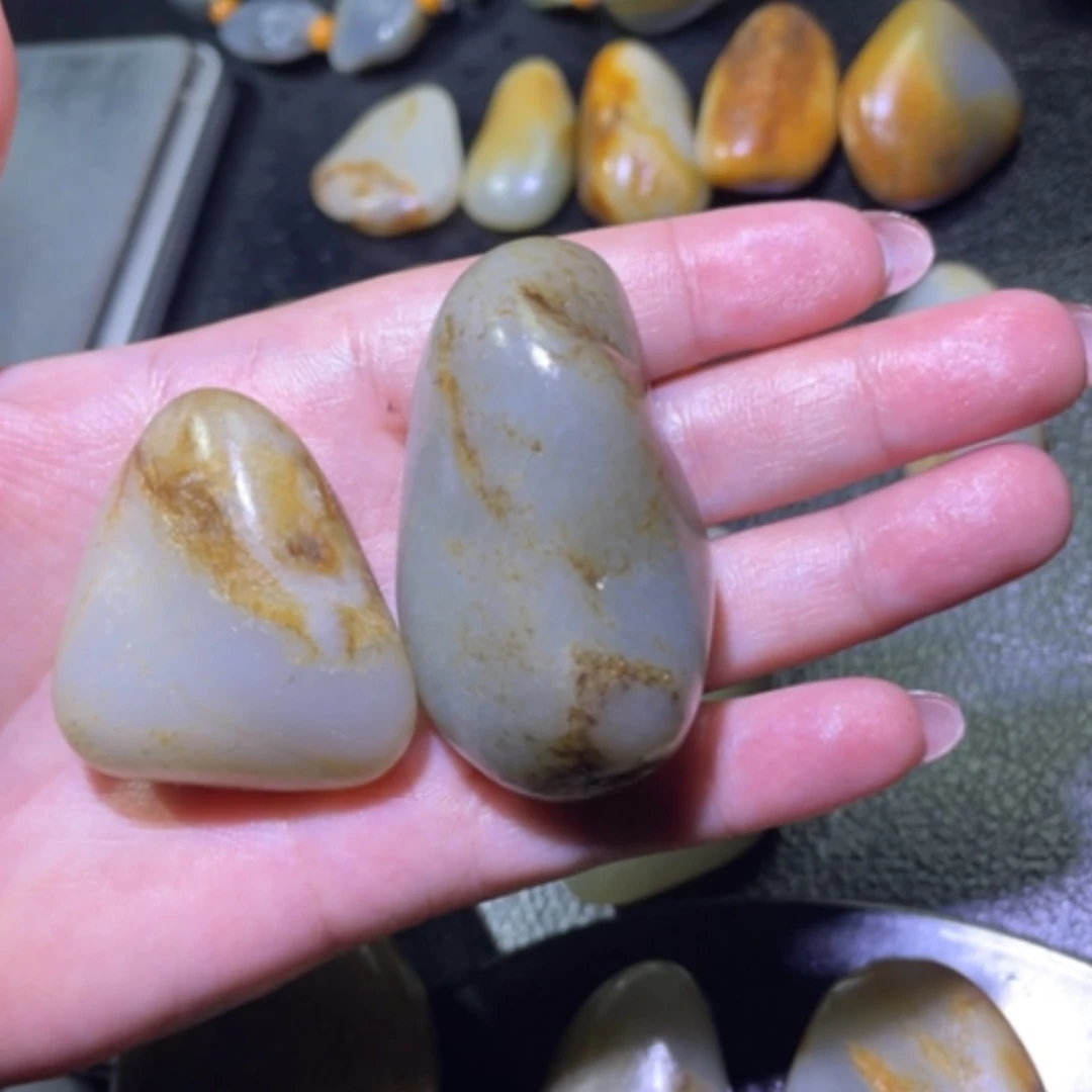 【闪购商品】颈饰未镶嵌和田玉标*