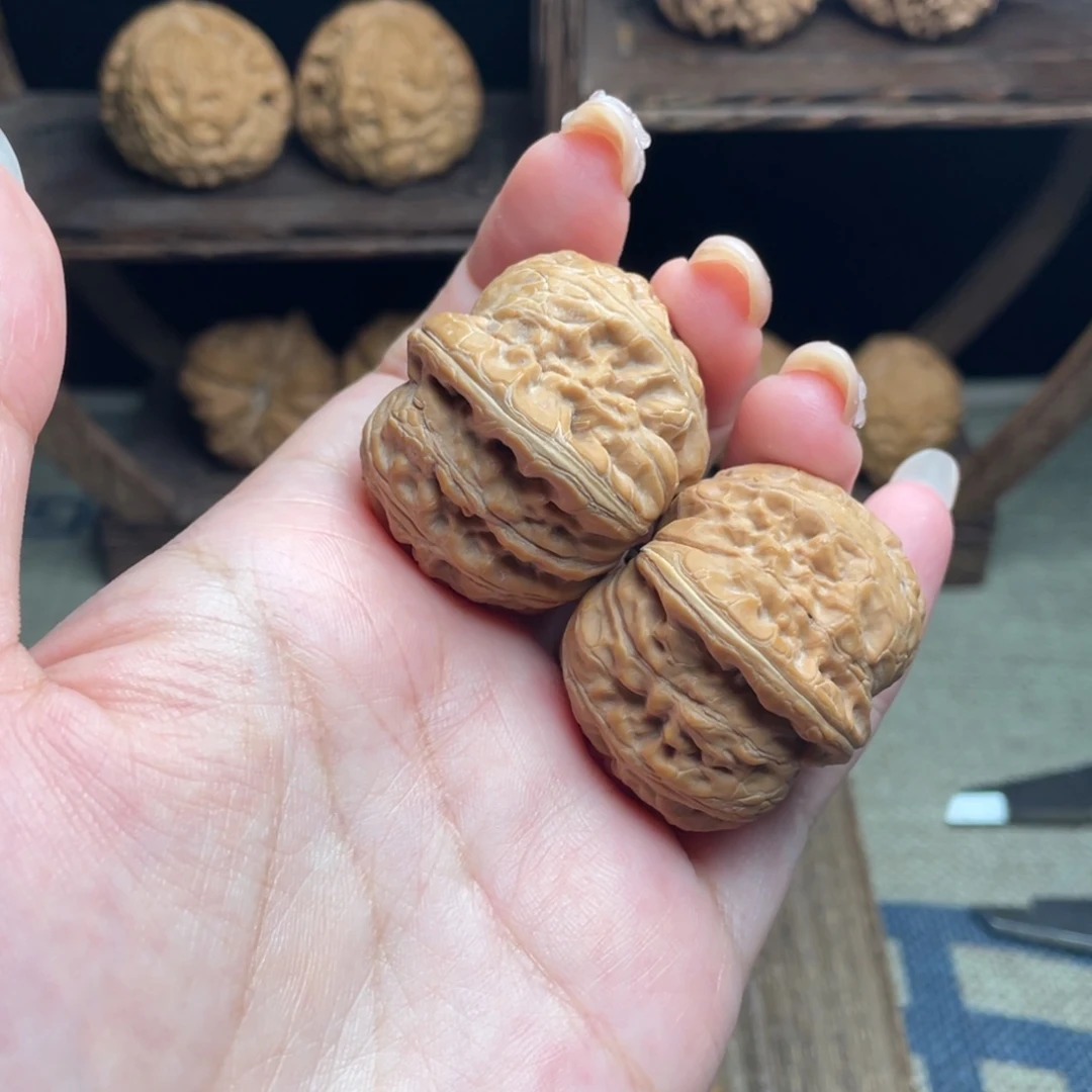 文玩核桃吊坠38元宝40克