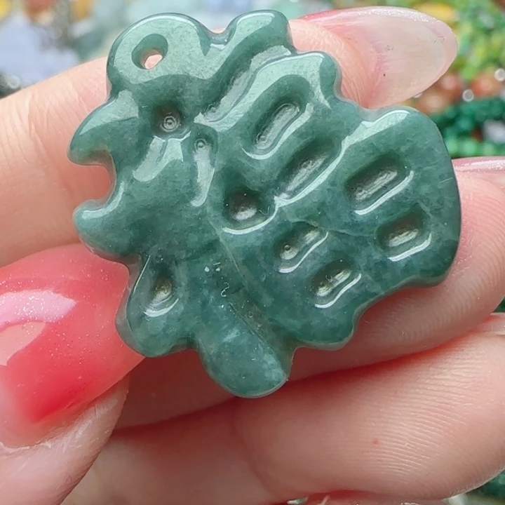 翡翠未镶嵌颈饰天然A货22