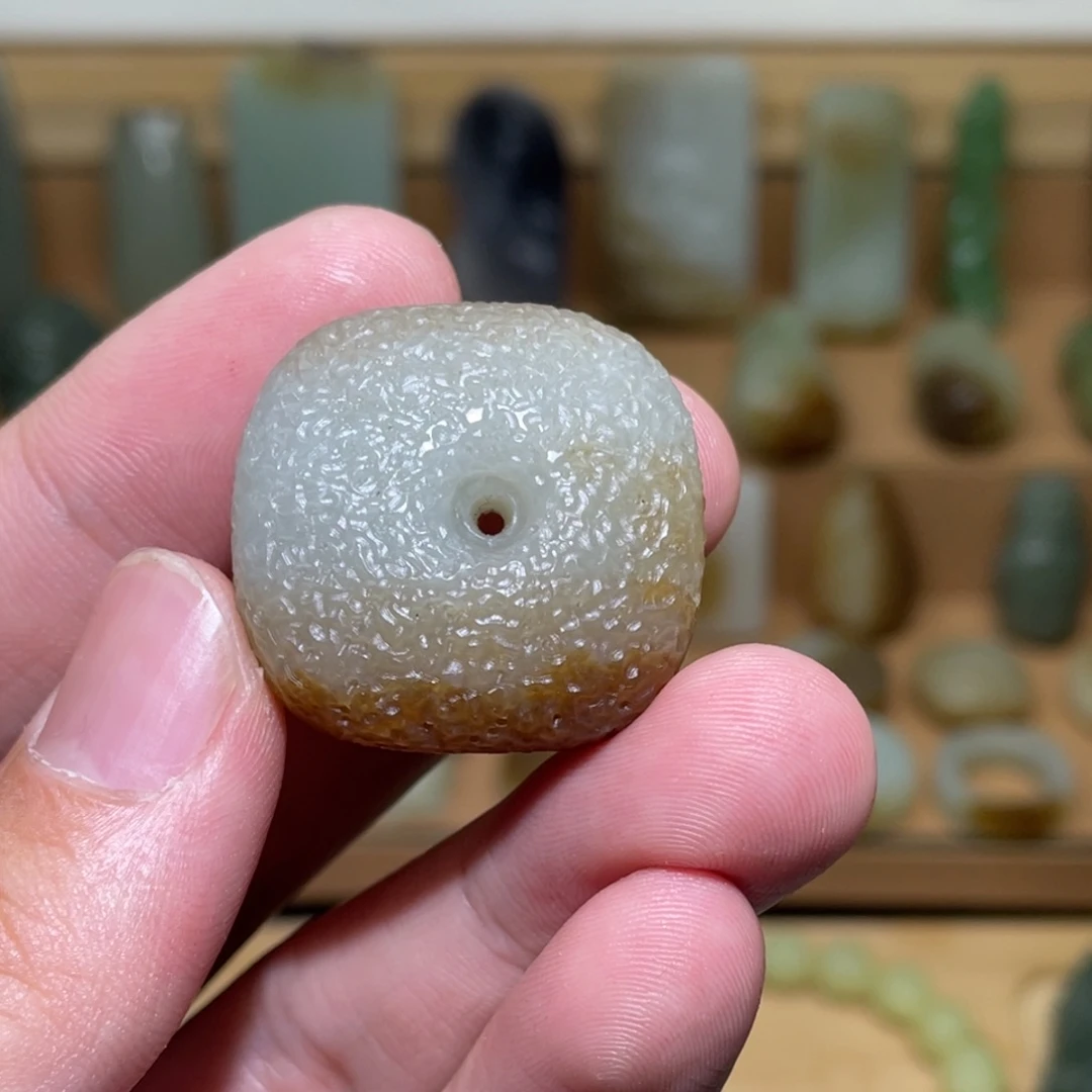 和田玉未镶嵌颈饰鸢**跃1.3