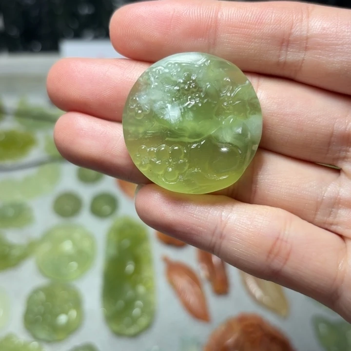 合金蛇纹石玉颈饰