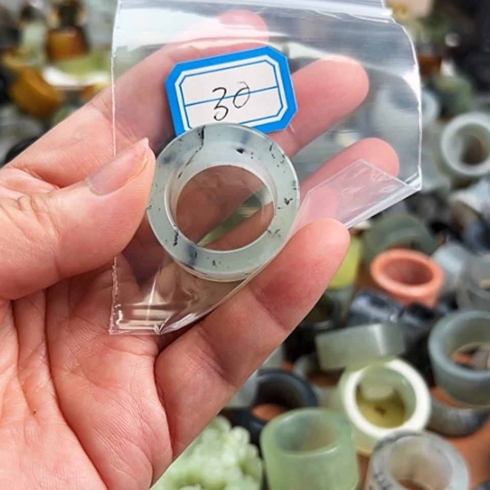 【闪购商品】蛇纹石玉合金颈饰橙**式