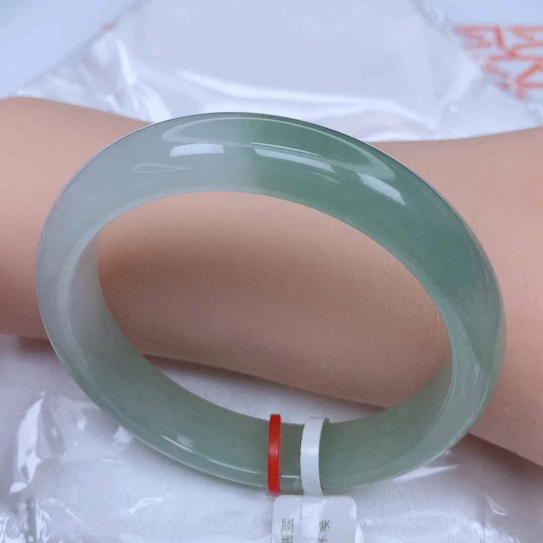 【闪购商品】未镶嵌手镯翡翠，56