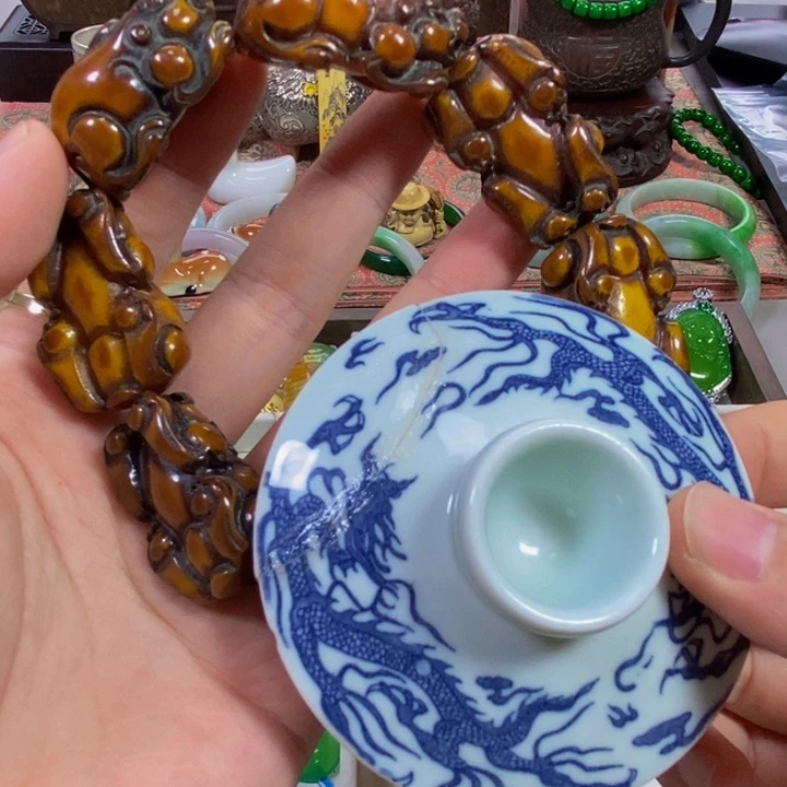 瓷片哈哈好吧哈哈哈哈哈哈