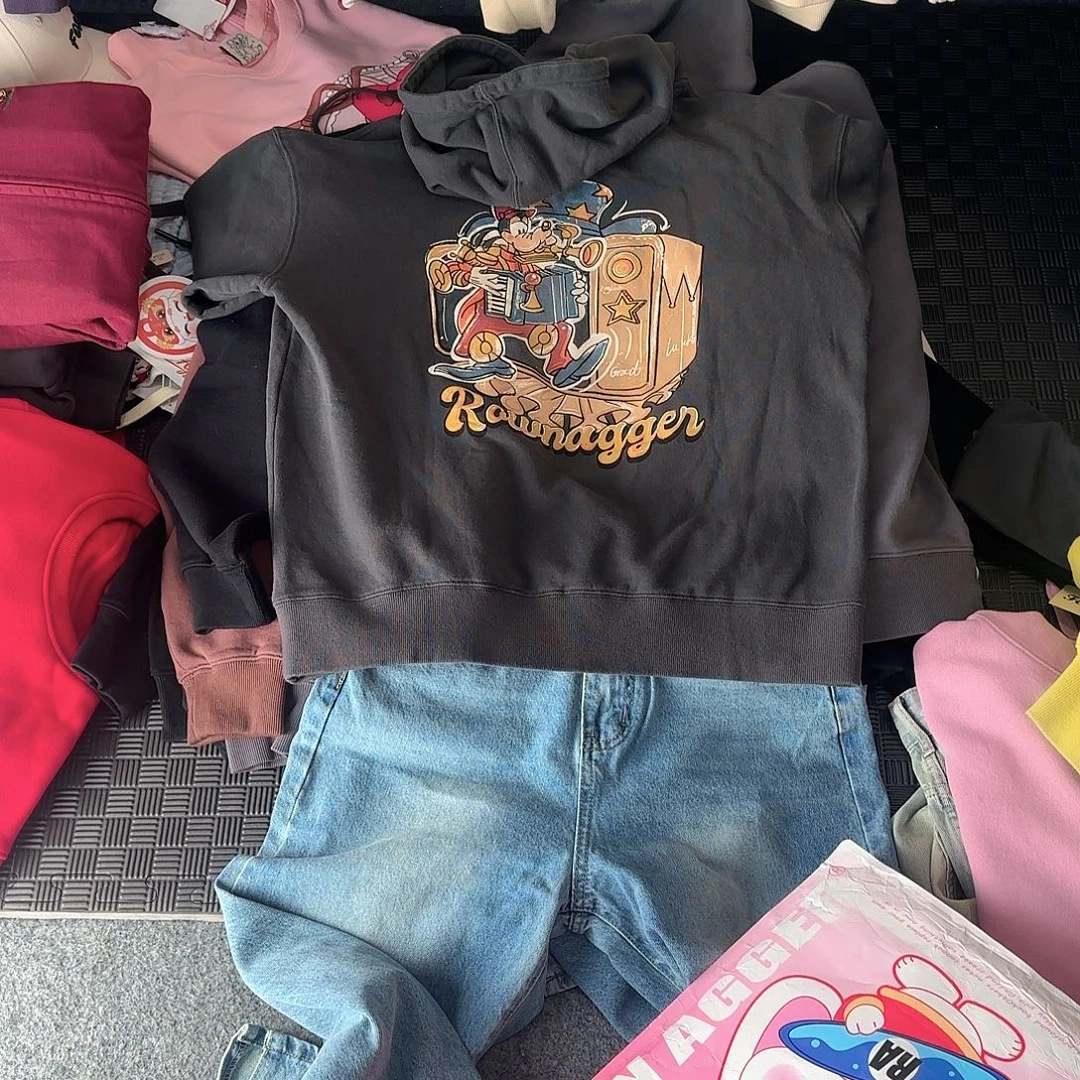 高飞灰色连帽特价不退换