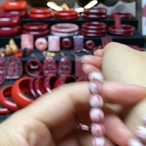 天然辰砂原石卡8手链