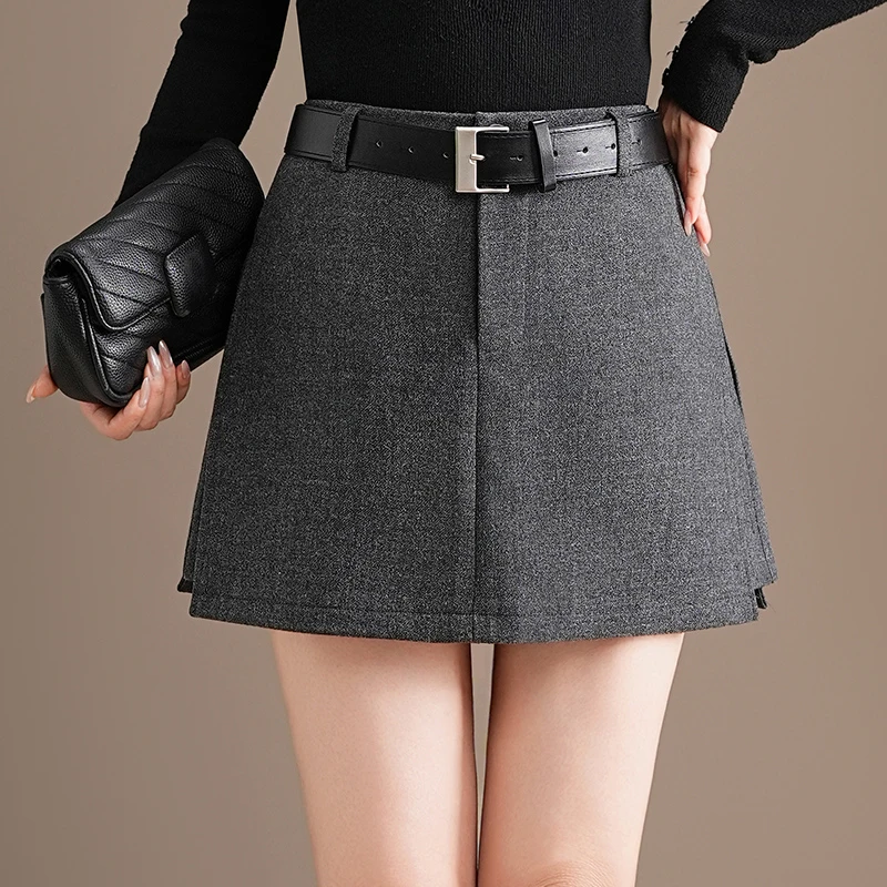 爆款时尚洋气百搭毛呢a字短裤裙女2025秋冬款气质减龄高腰短裙裤