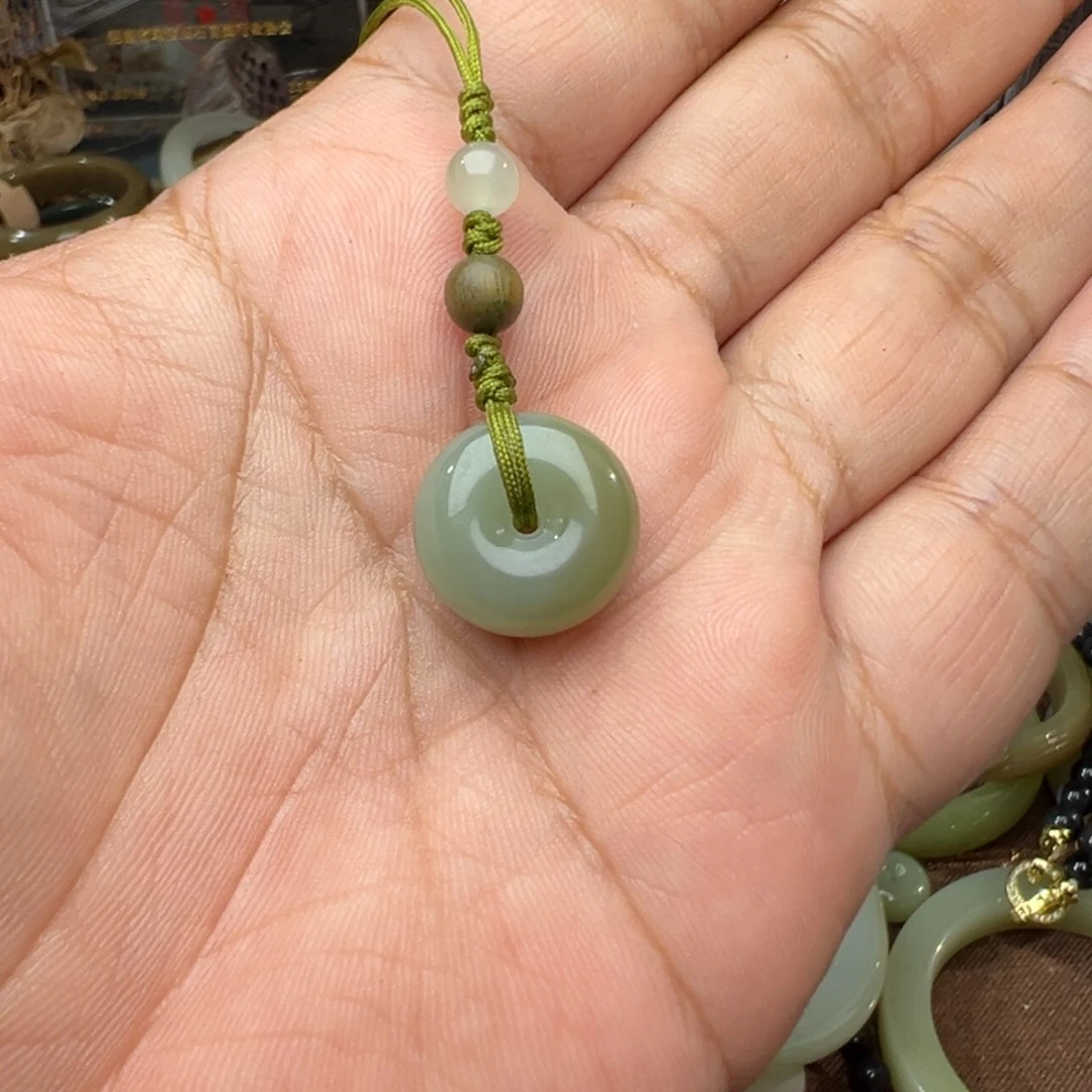 名***瑜颈饰未镶嵌和田玉