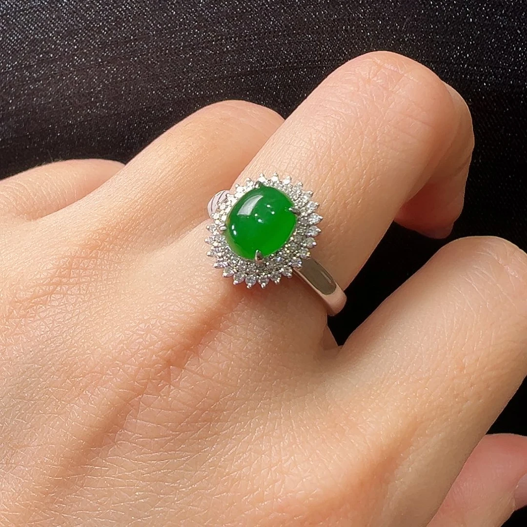 翡翠18K金镶嵌戒指戒指