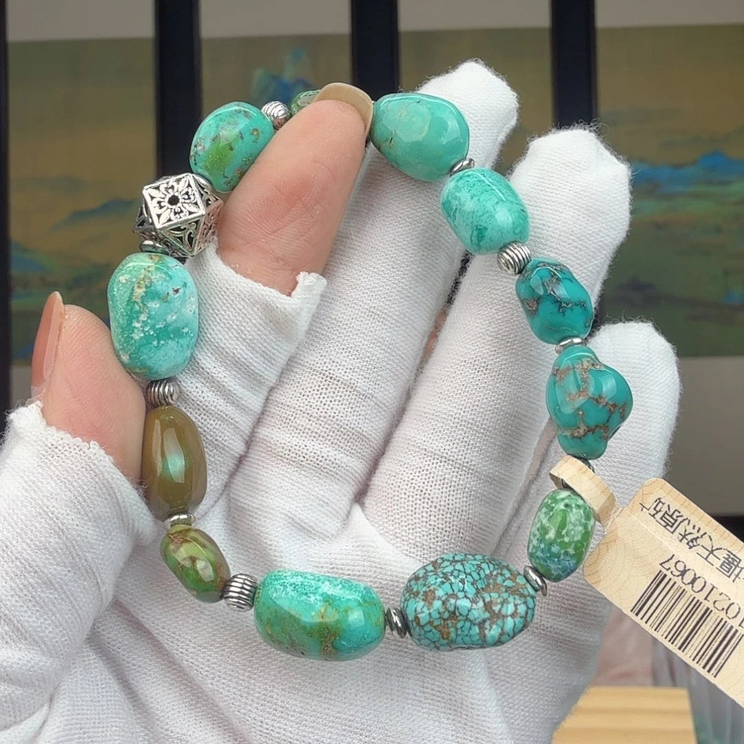 绿松石未镶嵌珠宝奇石