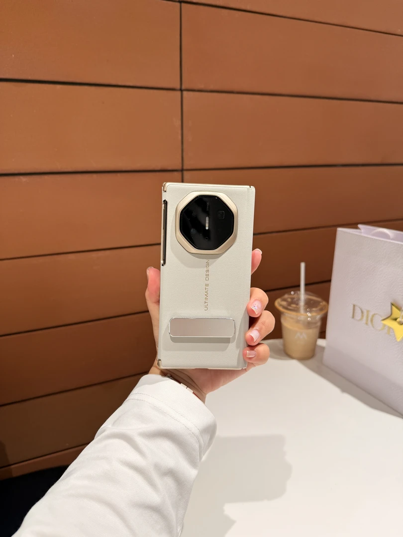 适用于华为Mate XT/XTs三折叠双中轴磁吸折叠手机壳 磁吸双中轴