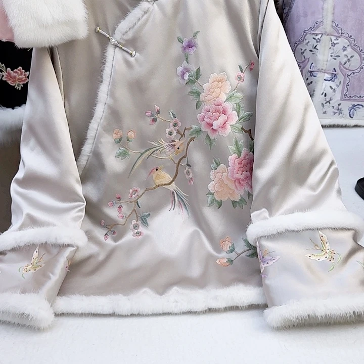 织绣真丝灰色 喜上眉梢棉服