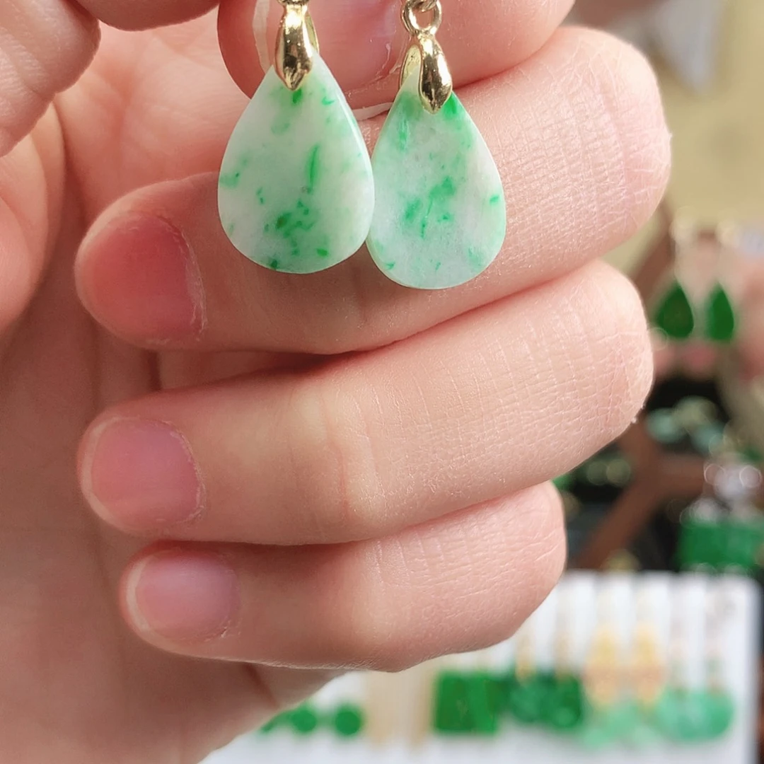 翡翠耳饰未镶嵌耳饰