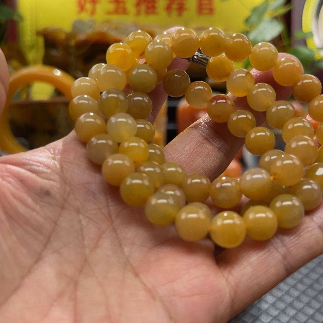 石英质玉未镶嵌颈饰