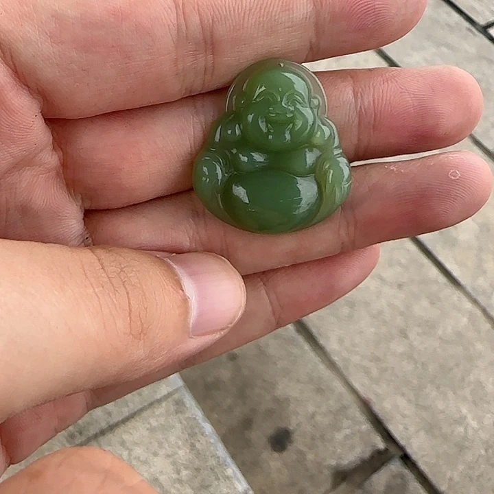 颈饰未镶嵌和田玉佛公