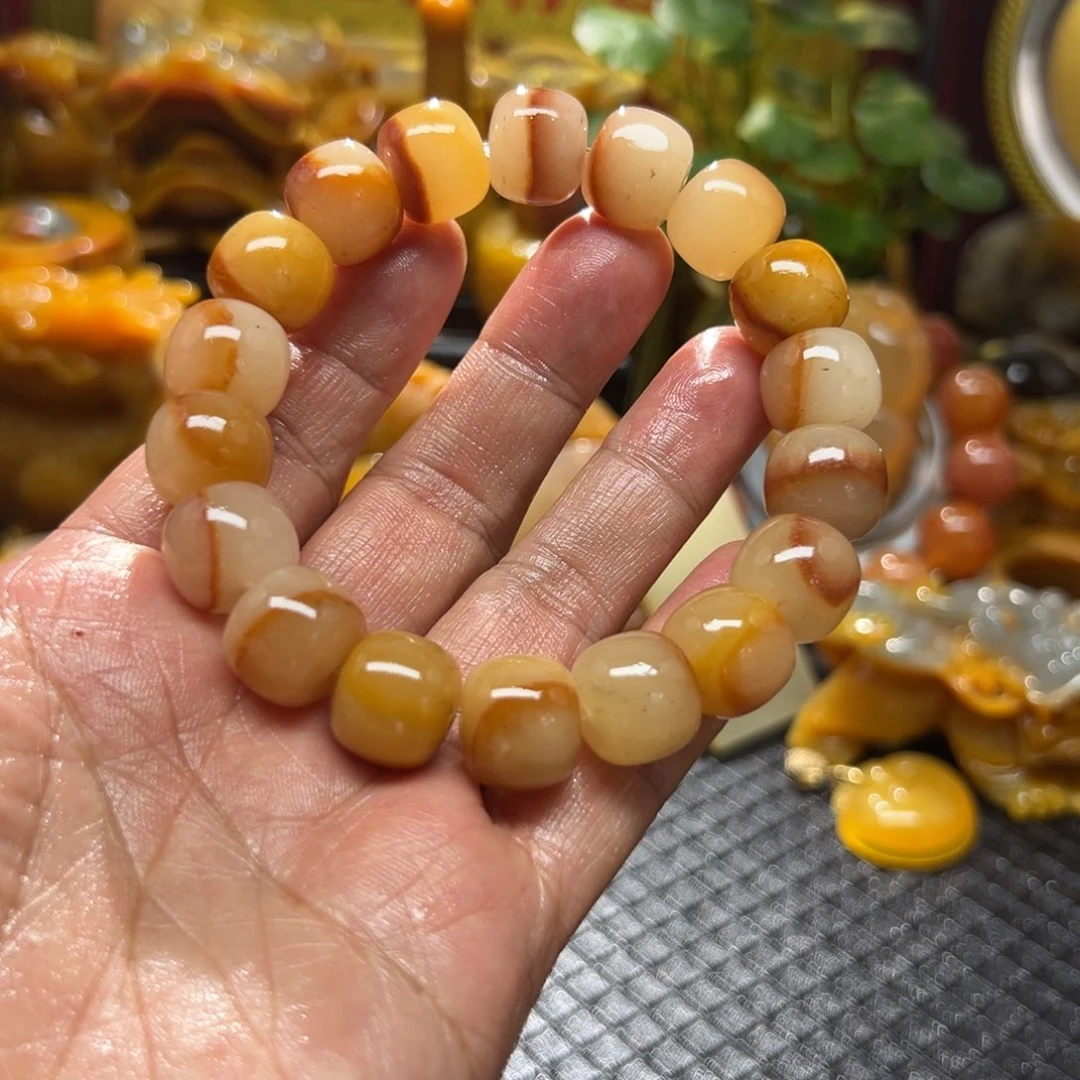 石英质玉未镶嵌颈饰