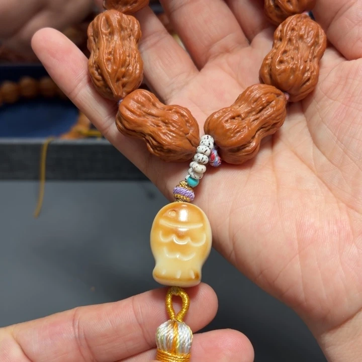 文玩核桃把件花生6859