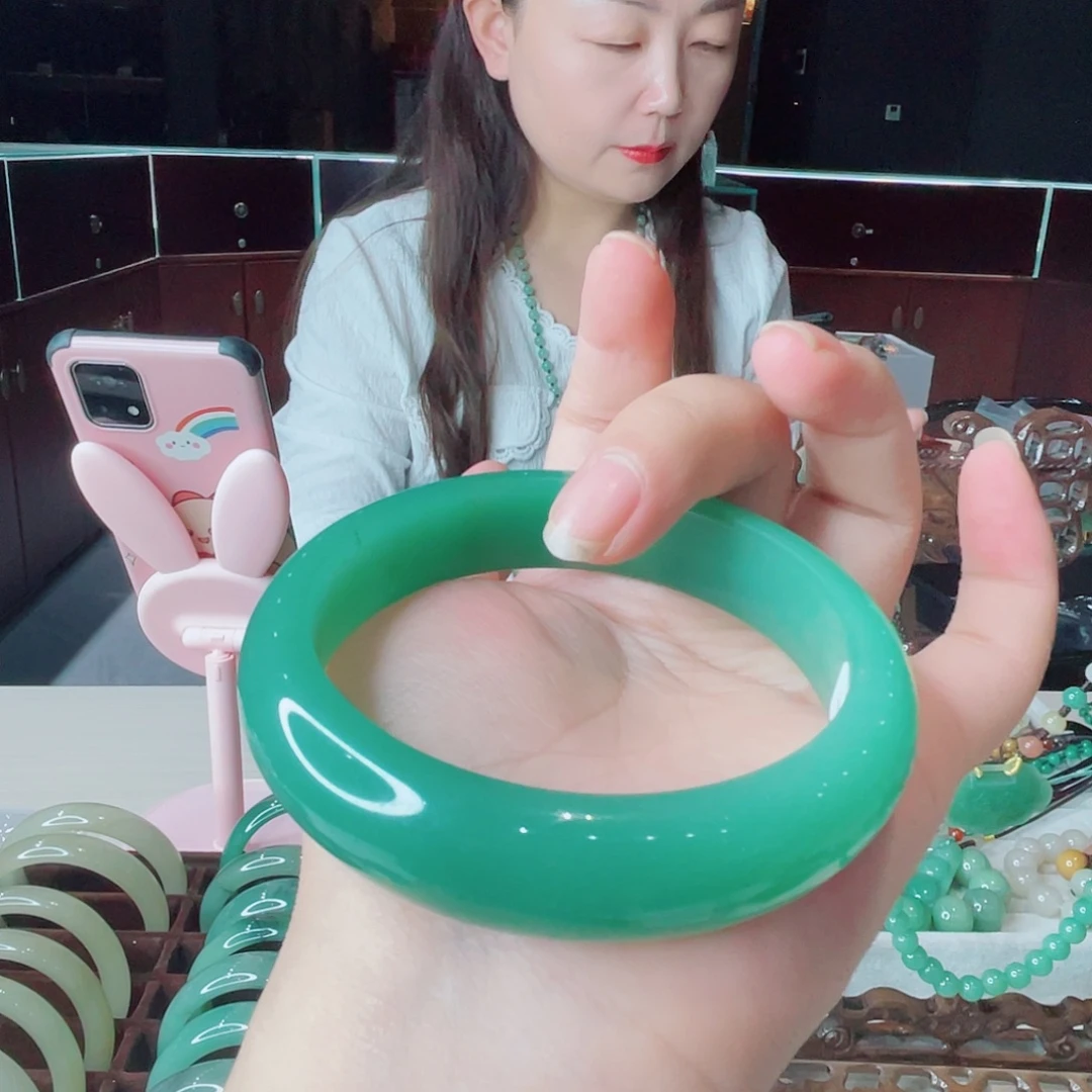 颈饰未镶嵌石英岩玉60