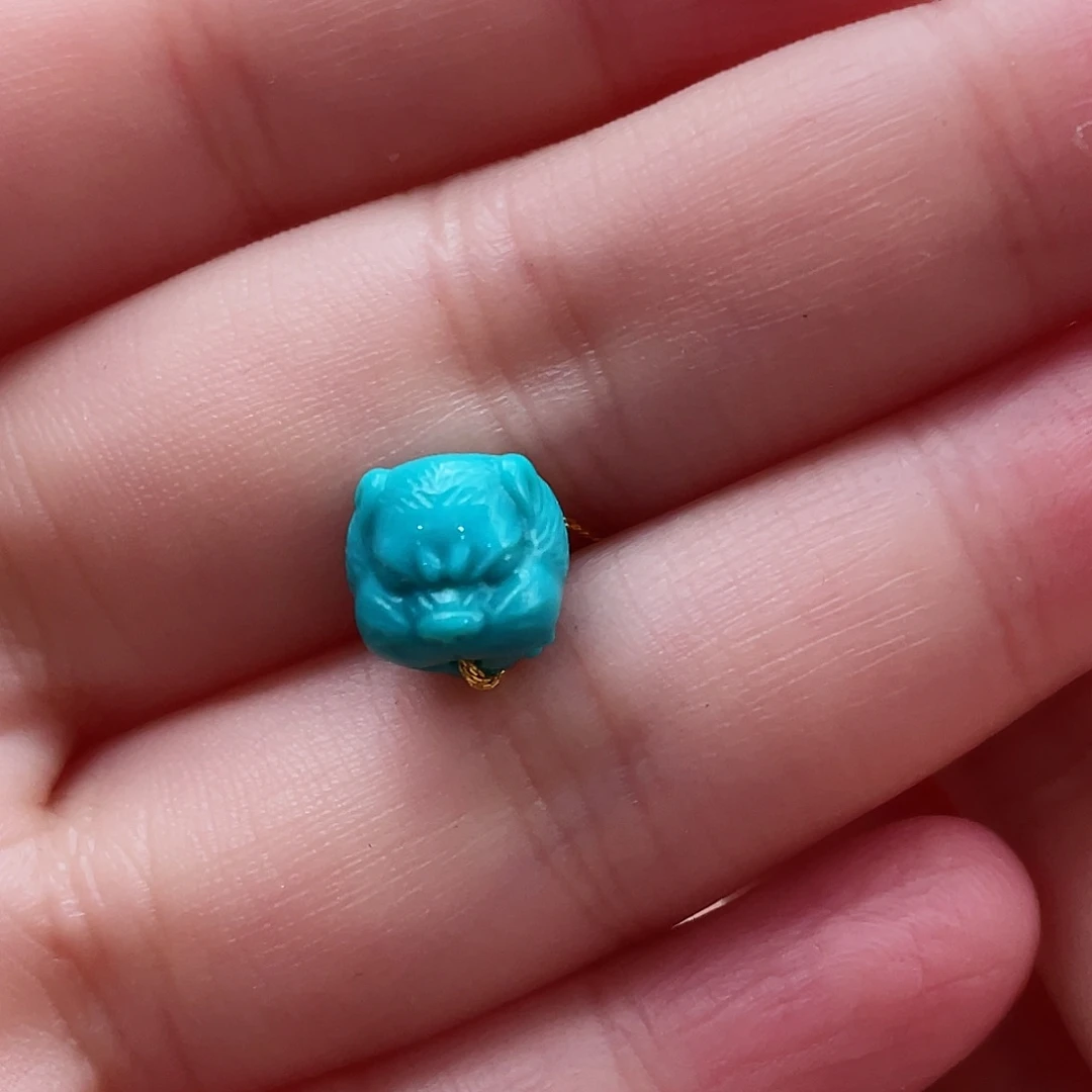 绿松石颈饰未镶嵌