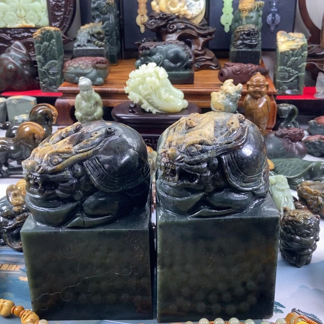 岫岩河磨玉（透闪石质玉）未镶嵌把件玉**生