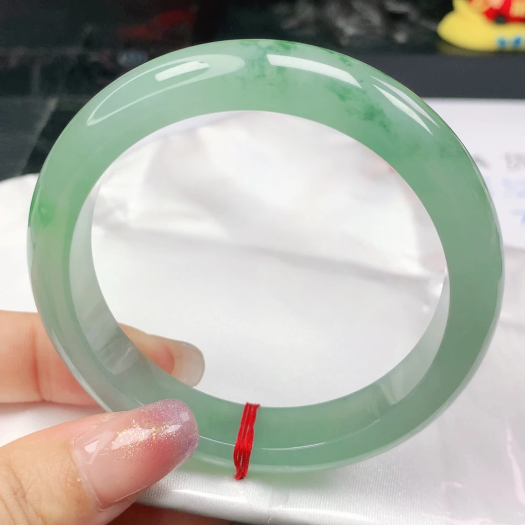 未镶嵌手镯翡翠正