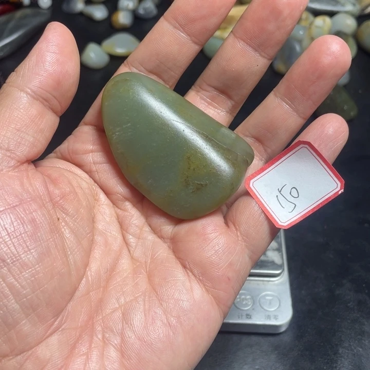 和田玉未镶嵌颈饰150