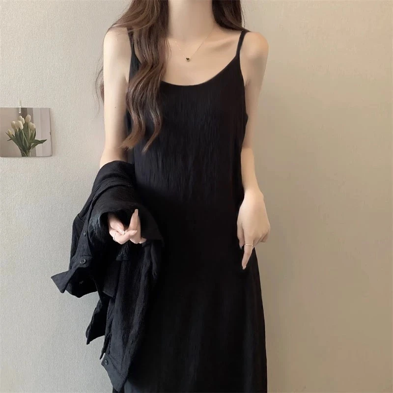 吊带裙新款2025时尚复古女修身显瘦性感遮肉中长法式连衣裙00382