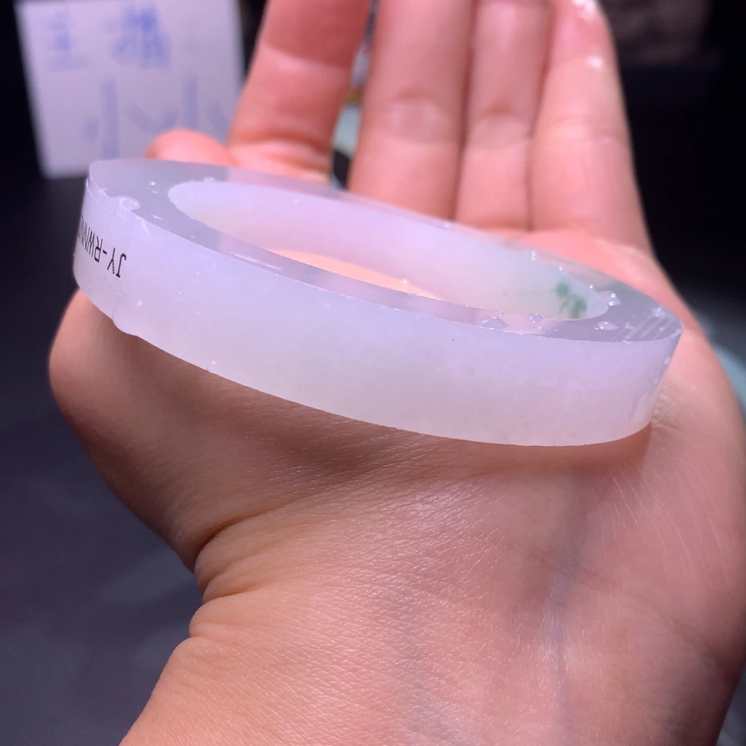 定制翡翠手镯未镶嵌