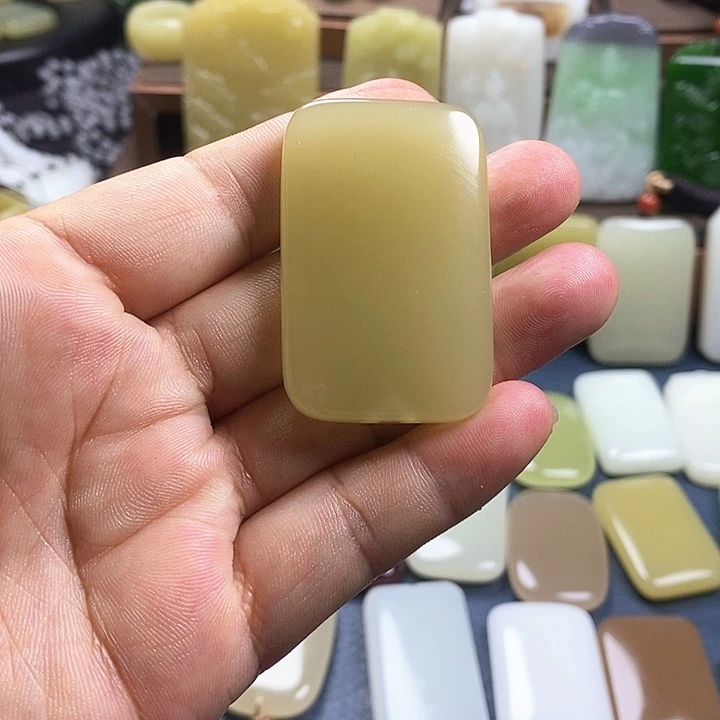 和田玉未镶嵌挂件二**丽