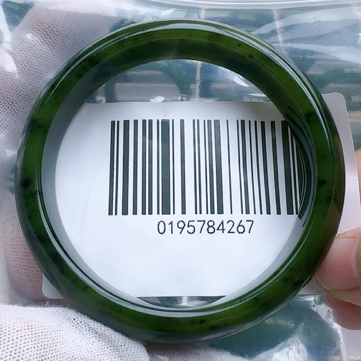 和田玉（碧玉）手镯未镶嵌6162包容