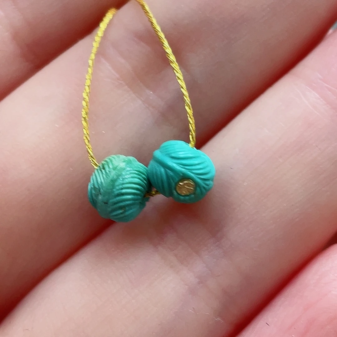 绿松石未镶嵌颈饰