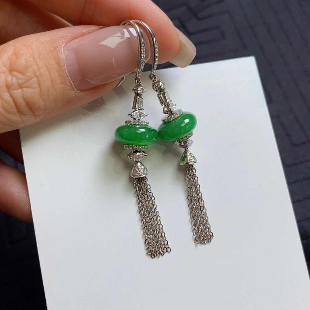 翡翠18K金镶嵌耳饰灯笼设计耳钩