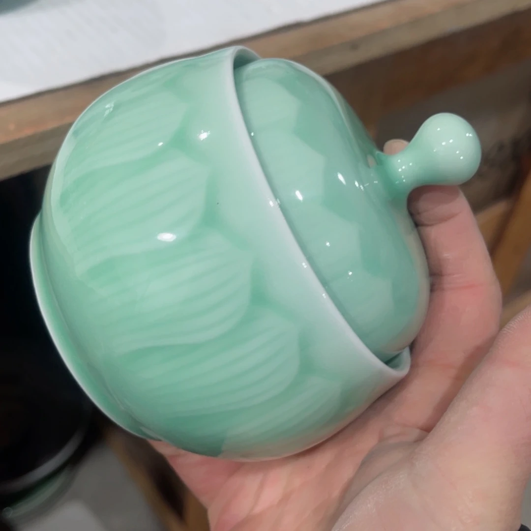 瓷片哈哈哈哈哈哈哈哈哈哈哈哈