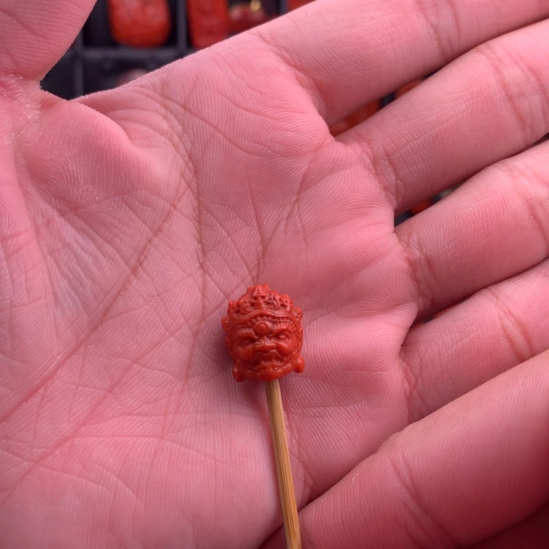 南红玛瑙精工雕刻大黑天13+未镶嵌