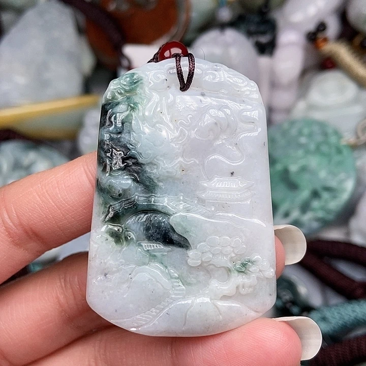 颈饰未镶嵌翡翠翡翠