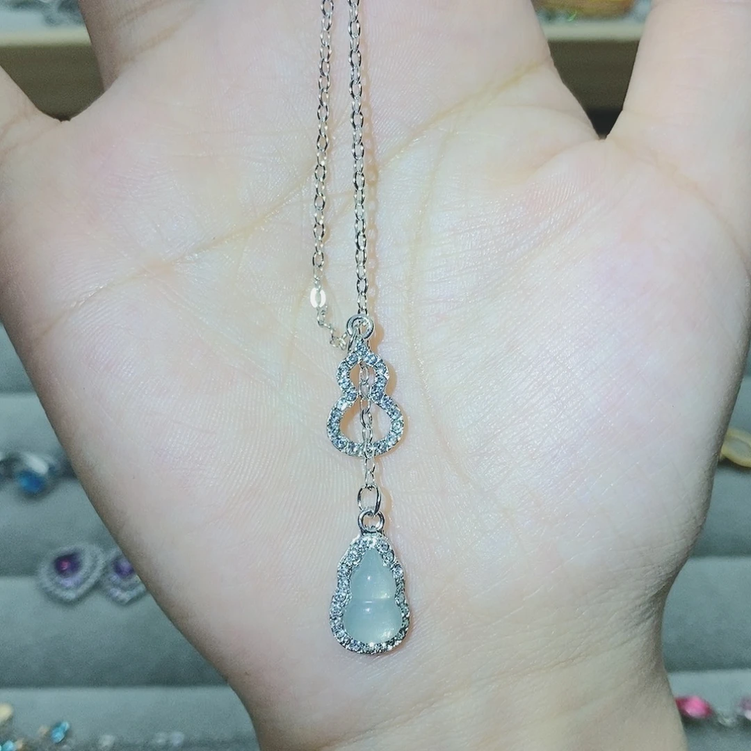 【闪购商品】银S925镶嵌耳饰托帕石