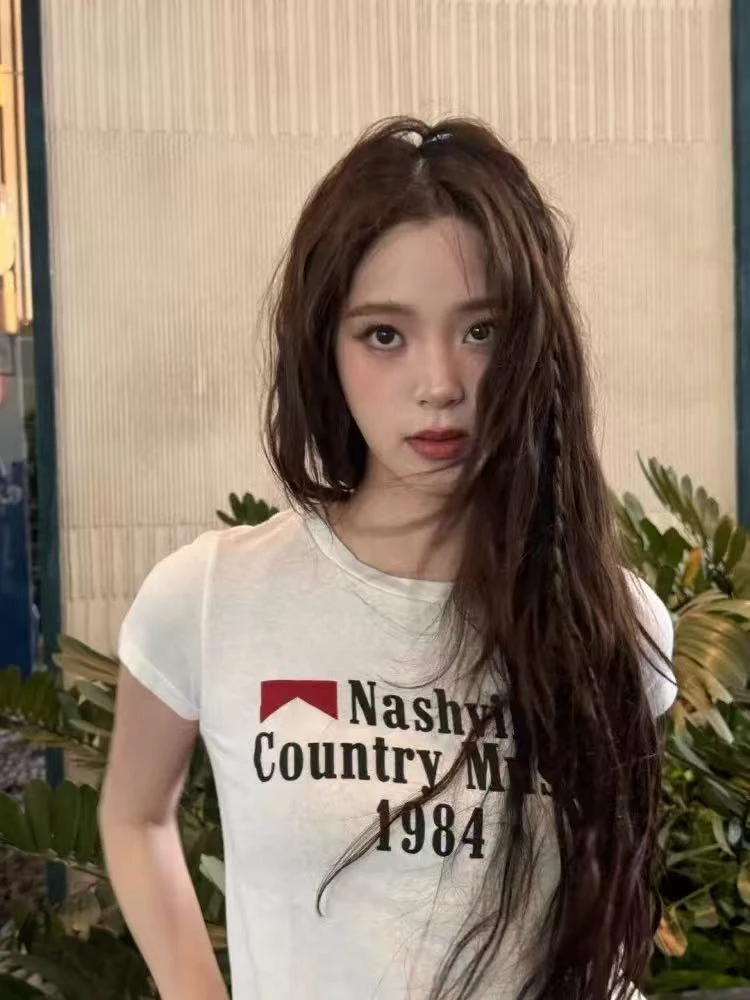 BEE（01#）美式复古字母正肩短袖【衣长57 胸围80】