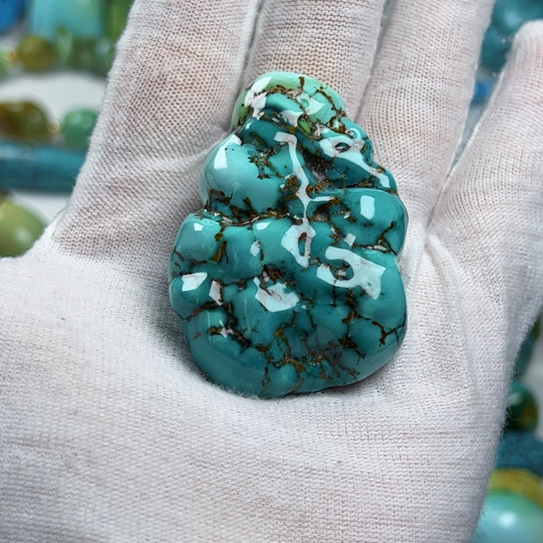 绿松石未镶嵌珠宝奇石