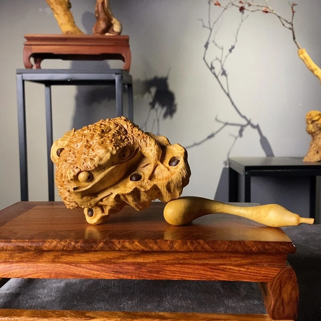高山小叶黄杨榴包料根雕摆件