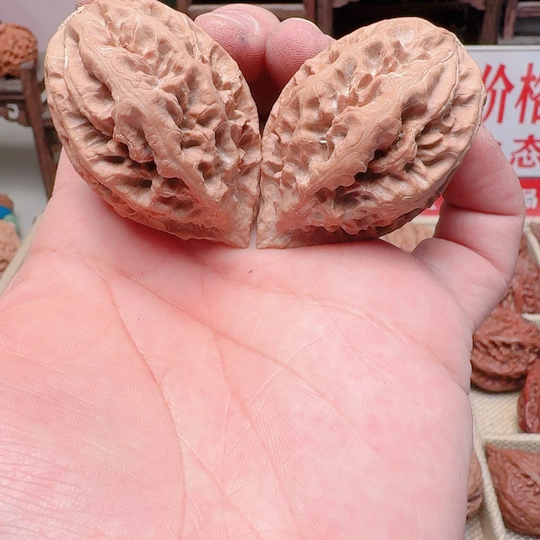 文玩核桃吊坠血龙枕