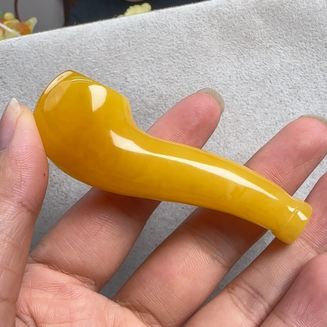 蜜蜡未镶嵌珠宝奇石