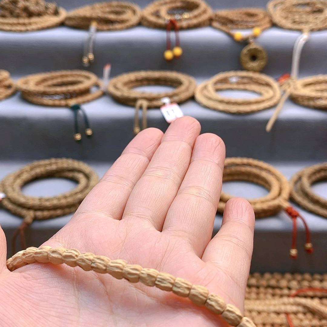 柏香籽/百香籽吊坠^*^