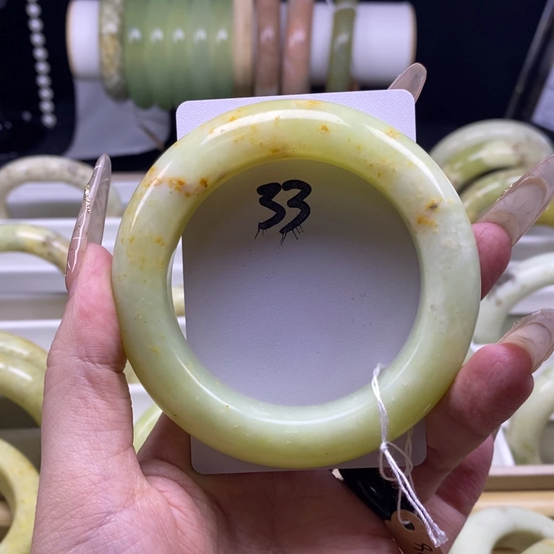蛇纹石玉未镶嵌手镯55