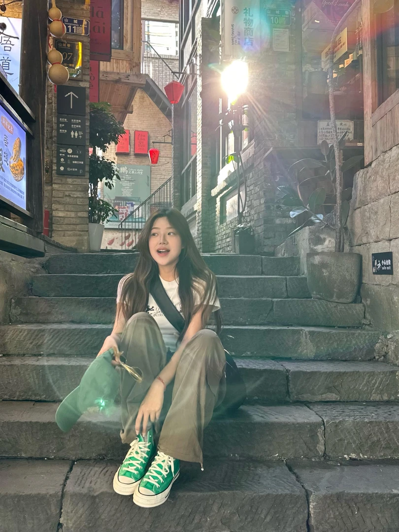 2025春夏新款美式复古学院风白色短款短袖T恤复古抽绳工装裤套装