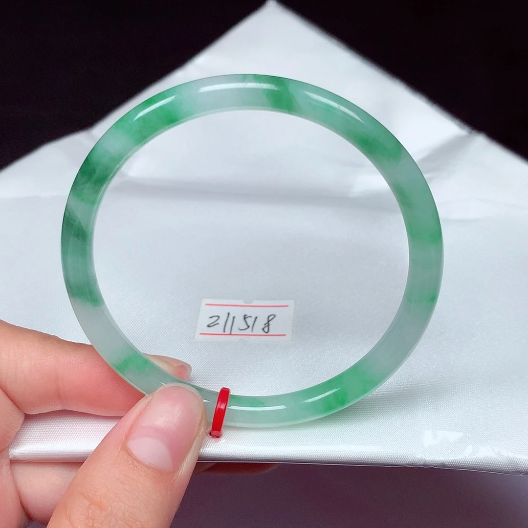 翡翠未镶嵌手镯（圆镯）美人叮当54