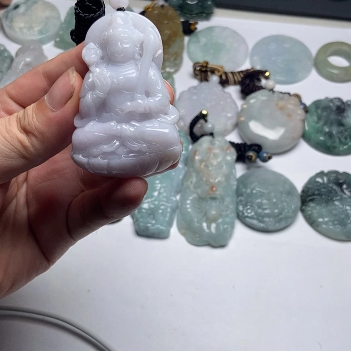 翡翠未镶嵌颈饰虚空27