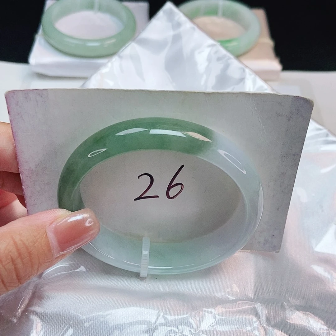 未镶嵌手镯翡翠 贵妃53+