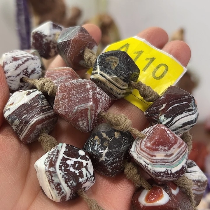 轻***飘玛瑙/玉髓未镶嵌颈饰