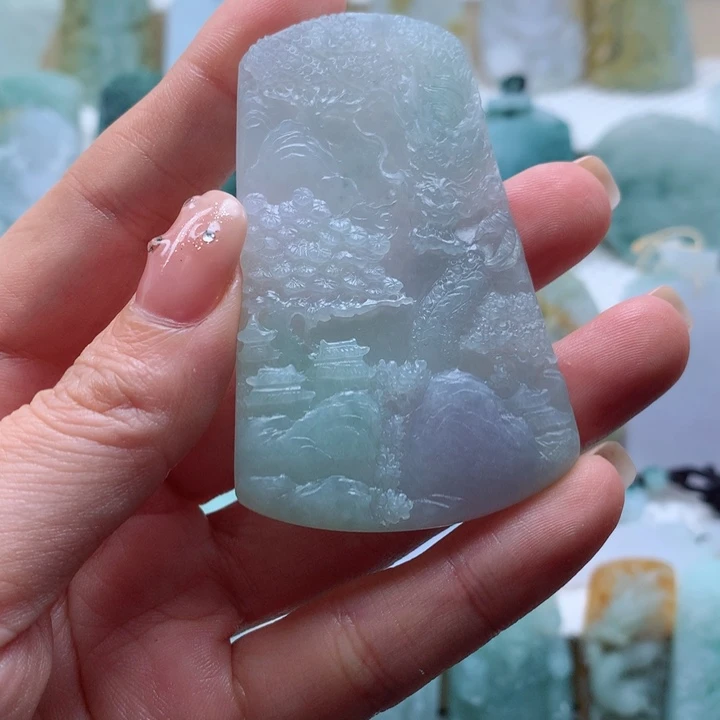 慎***独定制翡翠未镶嵌山水龙