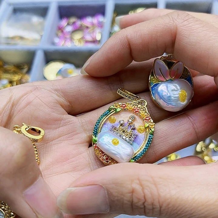 淡水珍珠胸饰银S925镶嵌Z*